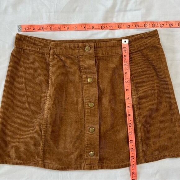 Rue 21 Women's Mini Skirt Corduroy Tan Large 100% Cotton - Picture 3 of 4